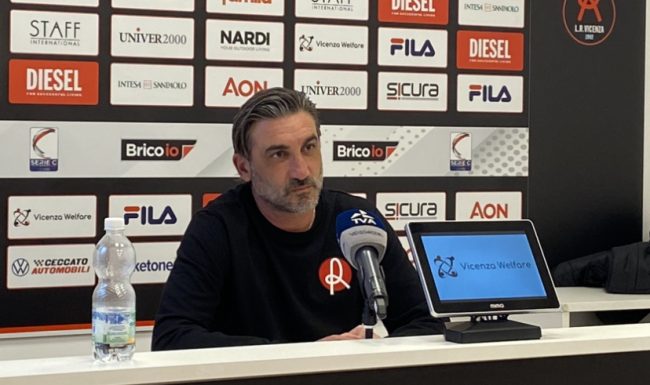 Rimini: Santini richiesto da Modesto, ex tecnico del Cesena. Ore caldissime
